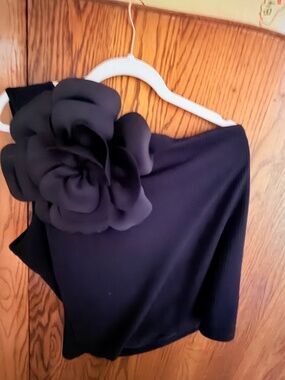 Summer Halter black with Flower on Shoulder so cute! NWOT